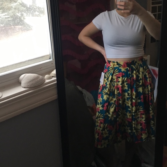 Lularoe Madison skirt sz. S - Picture 2 of 7